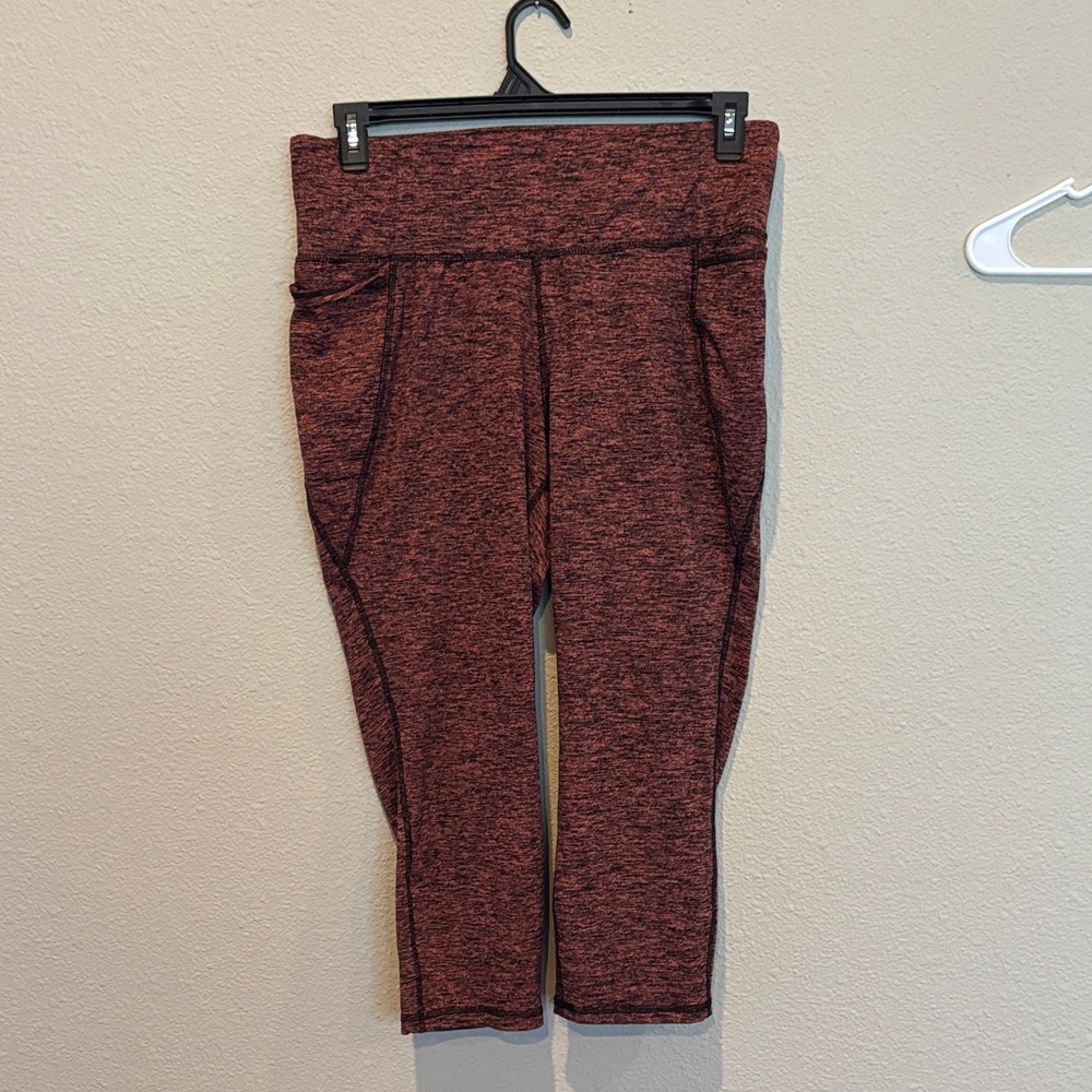 Livi Active 14/16 Heathered Red Cropped Leggings
